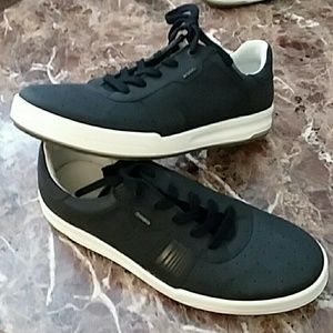 Ecco golf sneaker